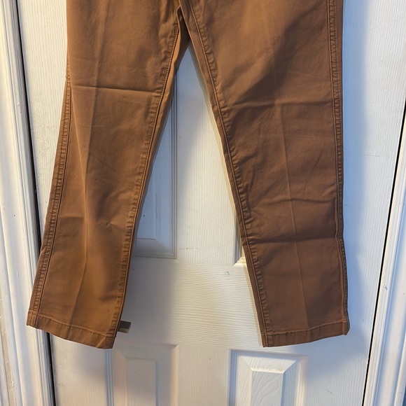 LEVI'S 724 WOMEN'S HIGH RISE STRAIGHT CROP JEANS - Picture 2 of 4